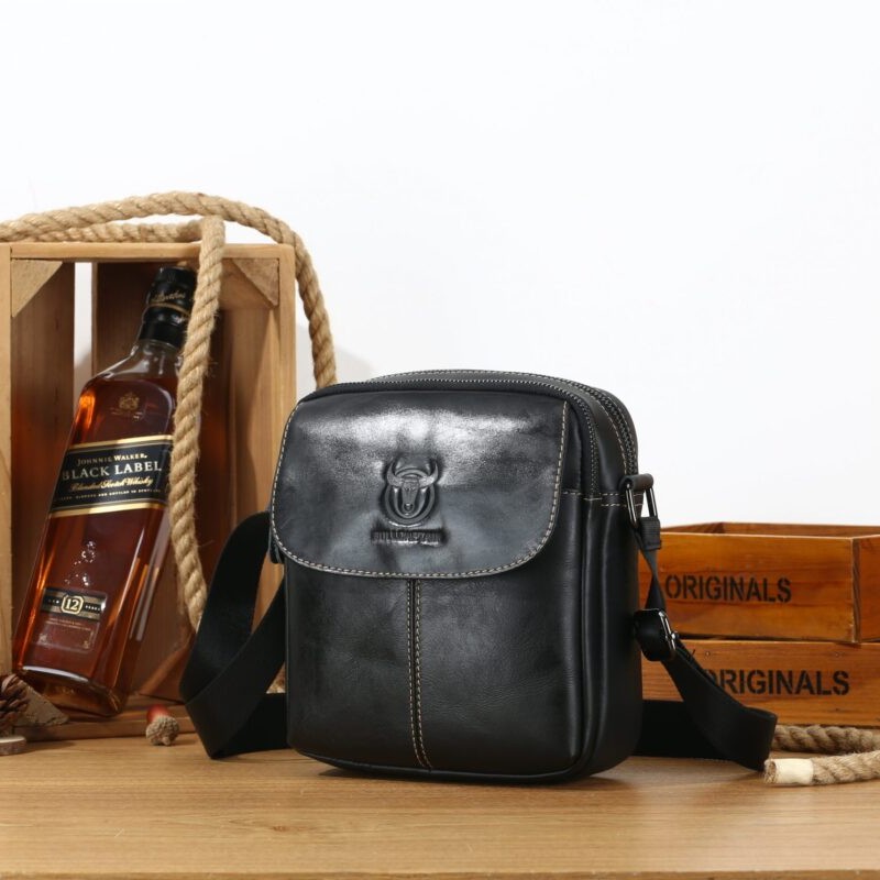 Δερμάτινο τσαντάκι ώμου Bull Captain DJB 07 μαύρο