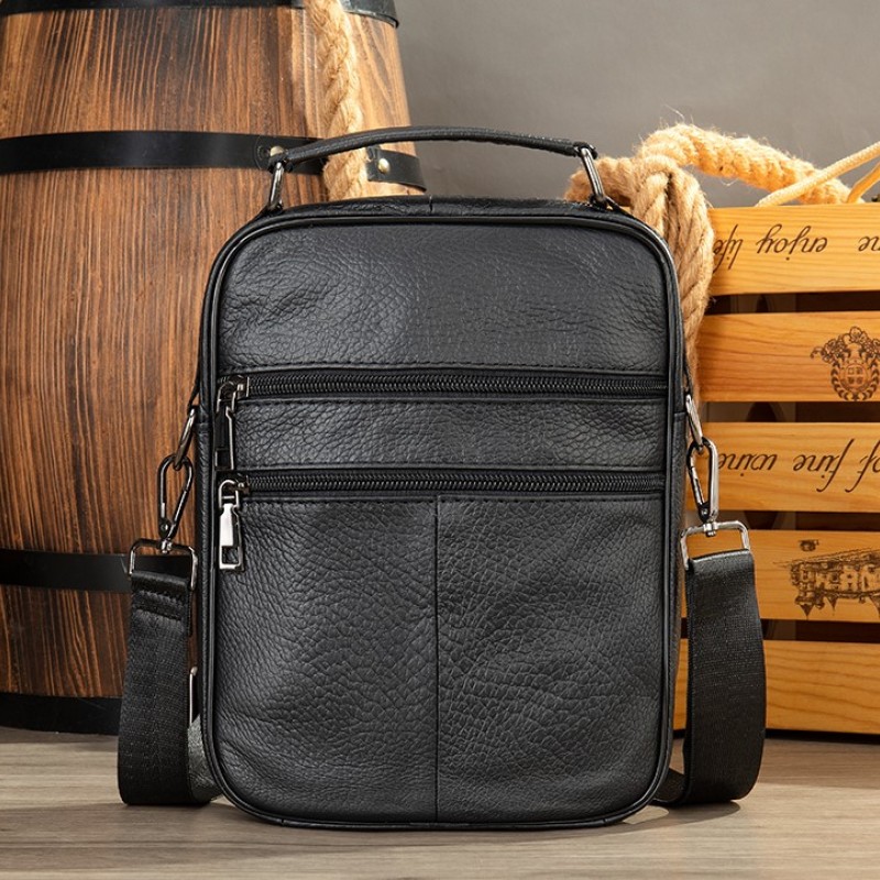 Δερμάτινο τσαντάκι ώμου Cardinal 6042 black 