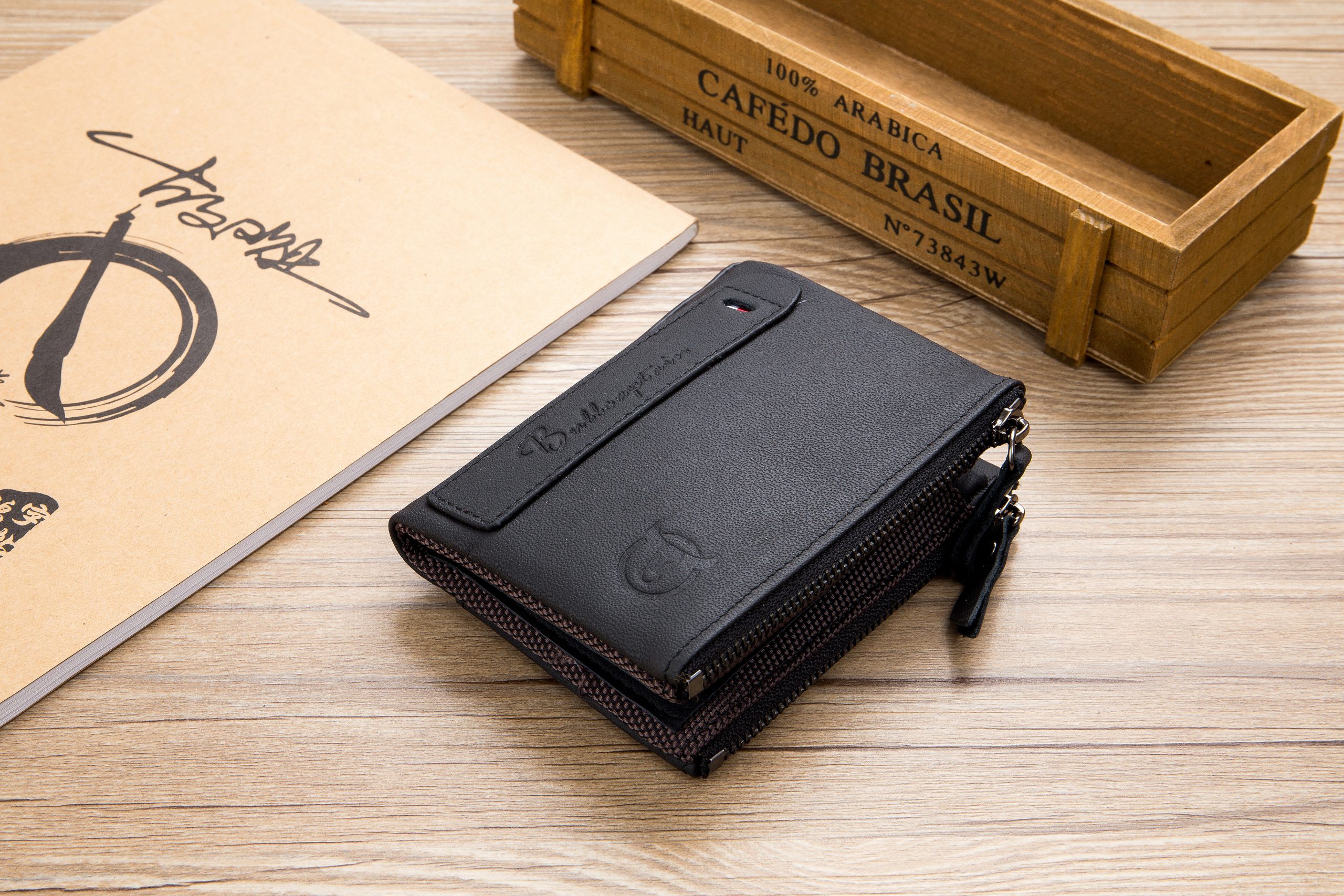 Δερμάτινο πορτοφόλι Bull Captain QB-06 μαύρο 