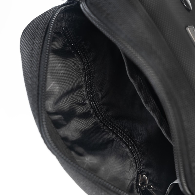 Τσαντάκι ώμου Cardinal 123 μαύρο