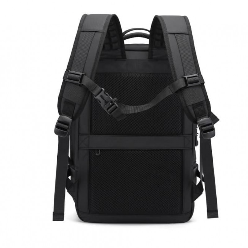 Σακίδιο πλάτης vacuum Tsa Lock 36L Laptop 17,3” Bange 3028 μαύρο 