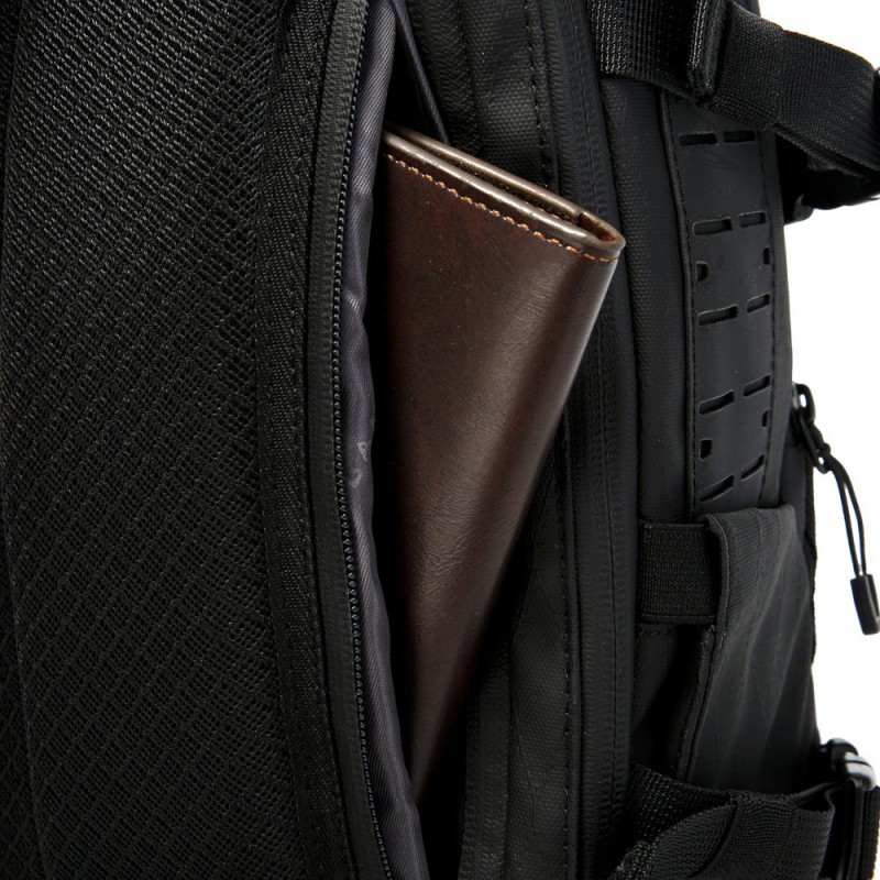 Τσαντάκι Στήθους Bange FW231 μαύρο 